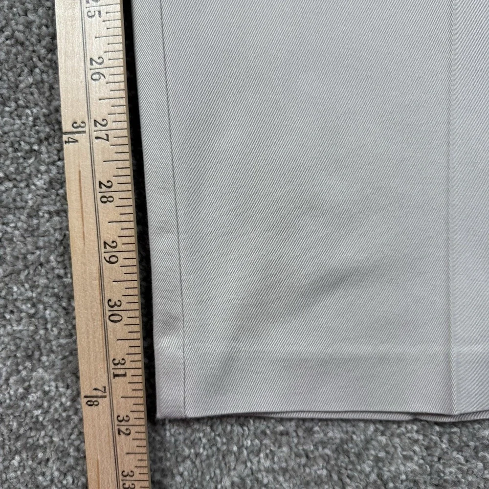 Roundtree & Yorke TravelSmart Pants Men's 52x32 Khaki Classic Fit Stretch NWT
